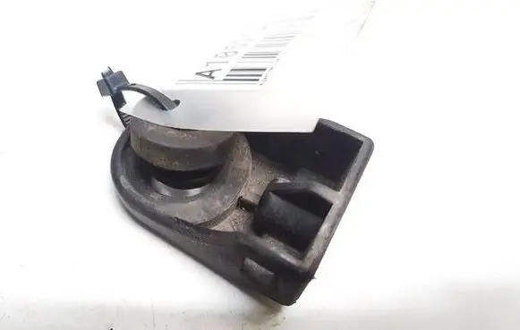 Peugeot 406 Radiator mount bracket 9626677880