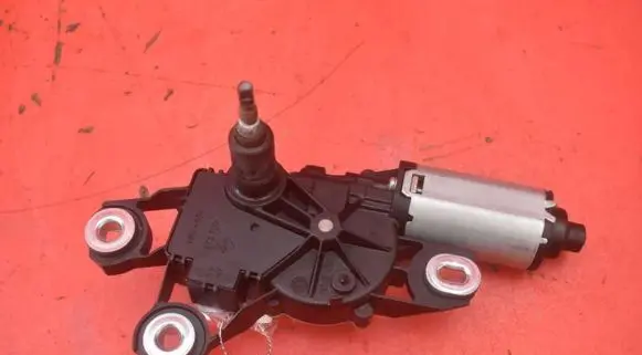 Seat Leon (1P) Rear window wiper motor 5P0955711C