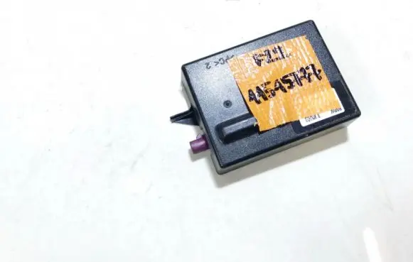 BMW 1 F20 F21 Antenna control unit 923091104 10859410