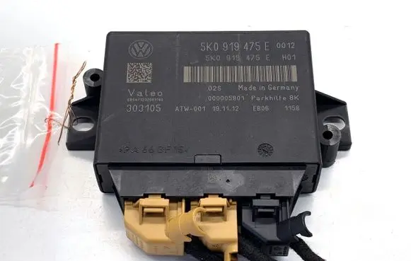 Volkswagen Golf Plus Parking PDC control unit/module 5K0919475E