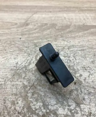 Toyota Avensis T250 Glove box light 8126033030 16676447