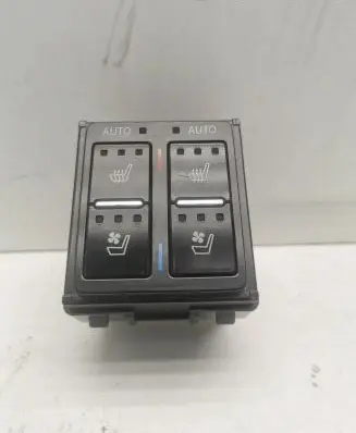 Lexus RX 450H Seat heating switch 8475248010 75J230 75J2301