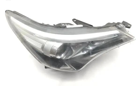Toyota Avensis T270 Headlight/headlamp