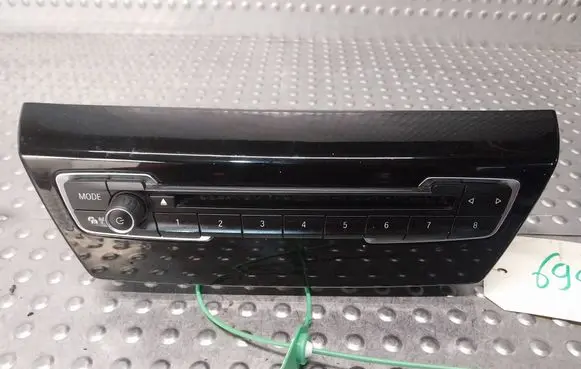BMW 2 F45 Head unit multimedia control 9371455