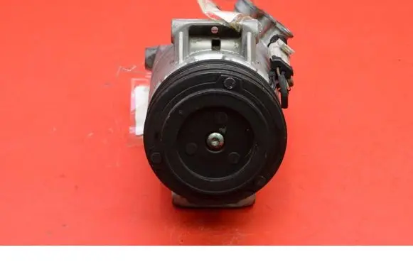 Opel Zafira C Air conditioning (A/C) compressor (pump) 699862