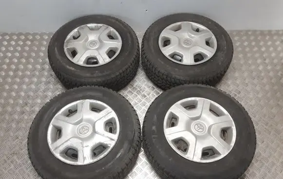 Toyota Avensis T220 R14 alloy rim 