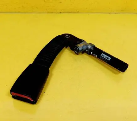 BMW 3 E46 Front seatbelt buckle 02967F