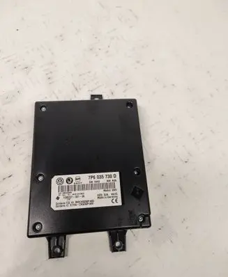 Volkswagen Touran II Bluetooth control unit module 7P6035730D