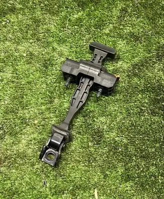 BMW X5 G05 Front door check strap stopper 7431279