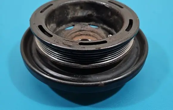 Mercedes-Benz Vito Viano W639 Crankshaft pulley A6110300503 IMPRK1519986