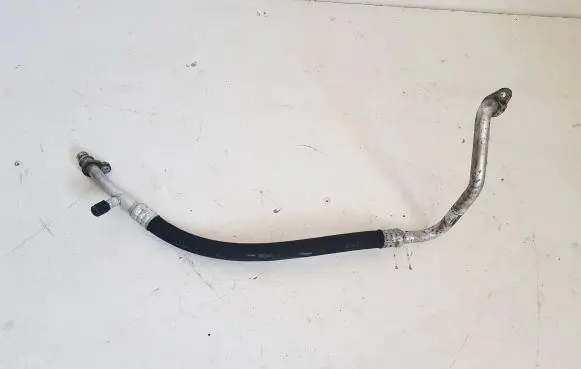 Opel Movano B Air conditioning (A/C) pipe/hose 924548618R