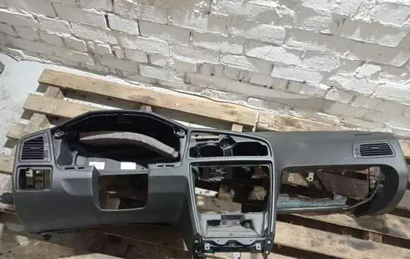 Volvo S60 Dashboard