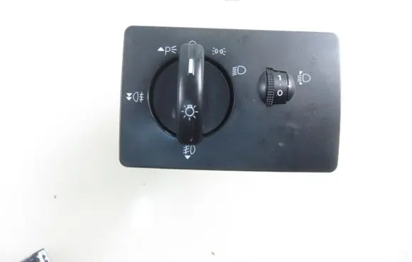 Ford Focus Light switch 4M5T13A024LA
