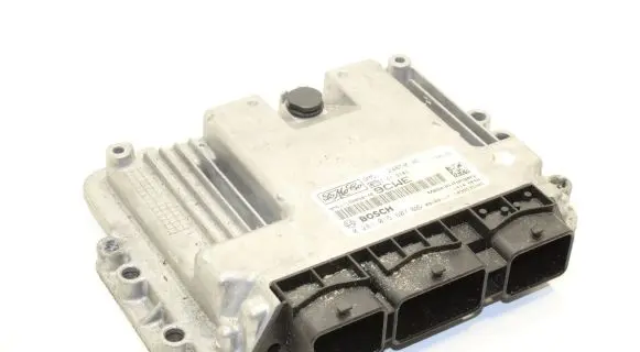 Ford Focus Engine control unit/module 9M5112A650AE 0281015607
