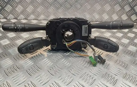 Peugeot 207 Wiper turn signal indicator stalk/switch 96630724XT