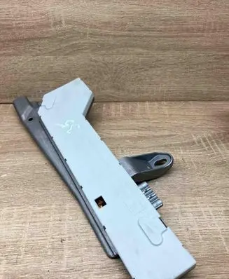 Mercedes-Benz E W211 Aerial antenna amplifier A2118200089