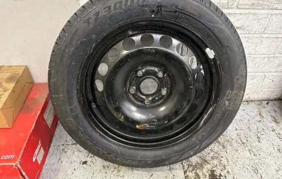 Mercedes-Benz E W212 R16 spare wheel 4160073
