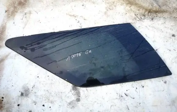 Cadillac SRX Rear side window as3