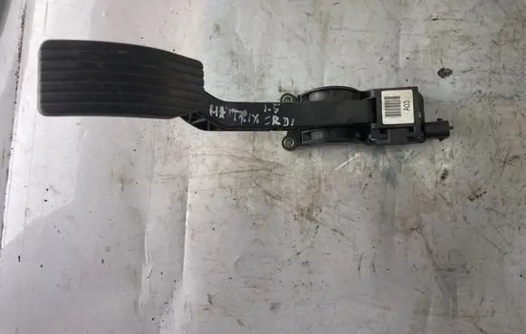 Hyundai Matrix Accelerator throttle pedal 3270517050 0281002544