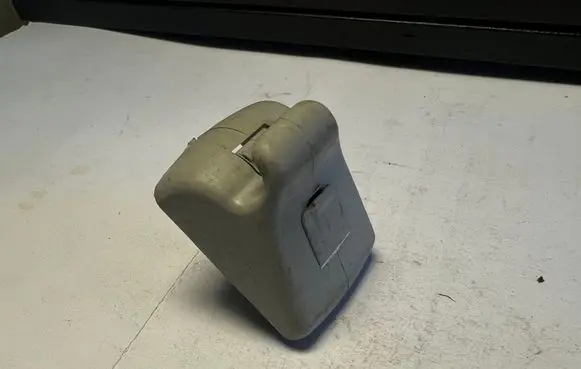Sun visor clip/hook/bracket