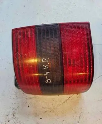 Volkswagen PASSAT B4 Rear/tail lights 3A9945111B