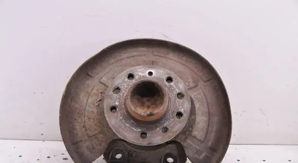 Opel Meriva B Rear wheel hub