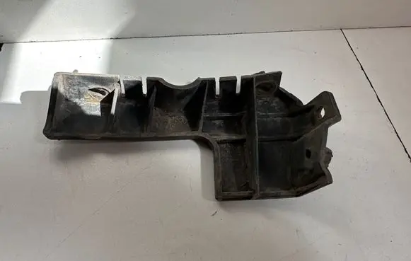Audi A4 S4 B7 8E 8H Front bumper mounting bracket 8E080783E
