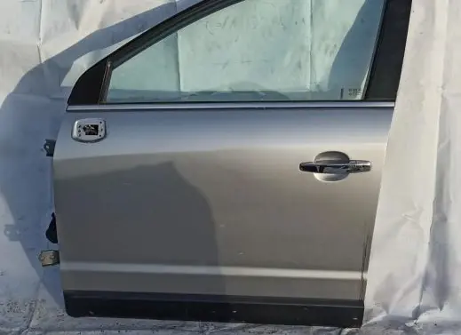 Opel Antara Front door sidabrine