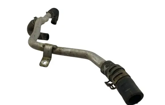 Volkswagen Touareg I Engine coolant pipe/hose