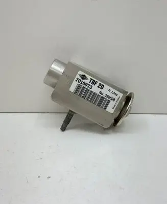 Volvo XC60 Air conditioning (A/C) expansion valve 7010973 326508 R134A