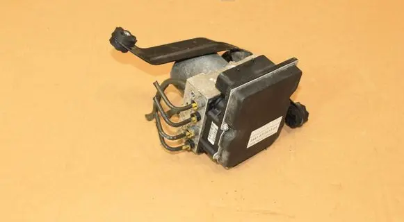 BMW X5 E53 ABS Pump 6773012