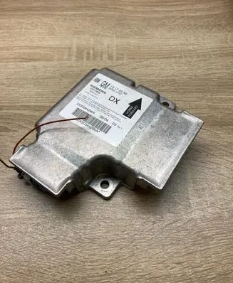 Opel Vectra C Airbag control unit/module 13170589