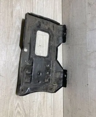 Mercedes-Benz C W204 Battery tray A2046200018