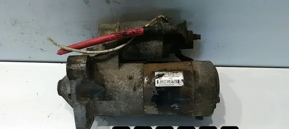 Renault Scenic I Starter motor MOO1T85781