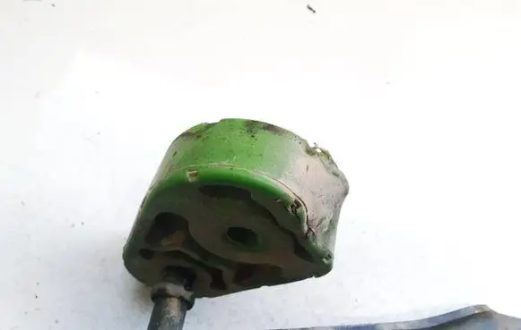 Chevrolet Captiva Muffler mount bracket/holder 20985959