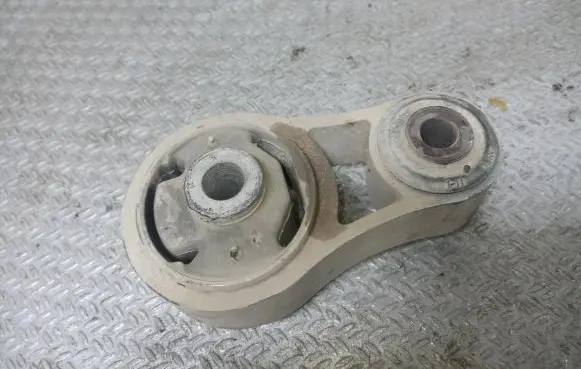 Mazda CX-7 Gearbox mount