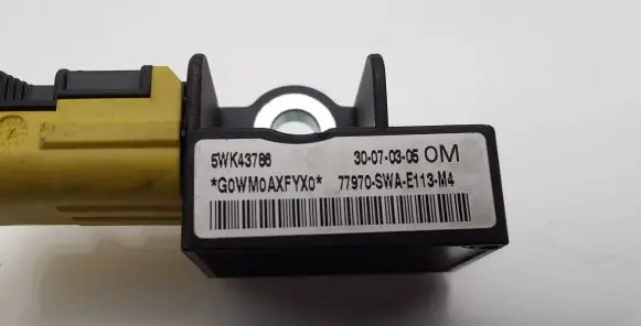 Honda CR-V Airbag deployment crash/impact sensor 77970SWAE113M4 5WK43786 30070305