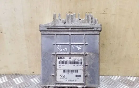 Volvo S40, V40 Engine control unit/module 0281001906 7700110648 P30613695
