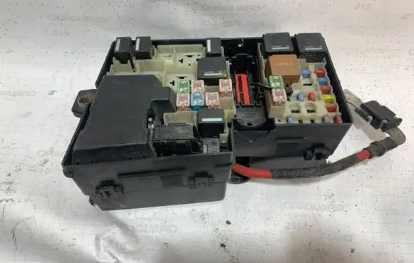 Volvo V50 Fuse box set 8688040