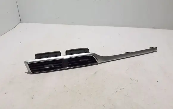 MG ZS Dashboard air vent grill cover trim 10506335