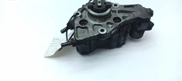 Mercedes-Benz C W204 Fuel injection high pressure pump A6460700201 6460700201 9421A000A
