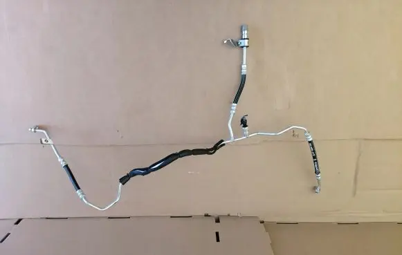 Jeep Compass Air conditioning (A/C) pipe/hose P68302515AD