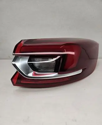 Opel Insignia B Rear/tail lights 39099113 20590201