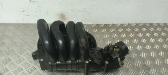 Ford Focus Intake manifold XS4E9424
