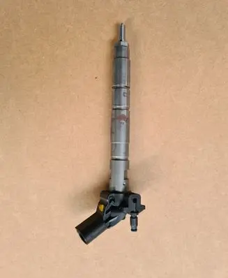 Audi A5 8T 8F Fuel injector 0445115021I