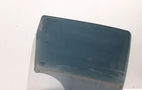 Renault Zoe Rear door window glass 823001033R