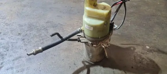 Volvo V50 Power steering pump 9N513K514AA 31302196AC