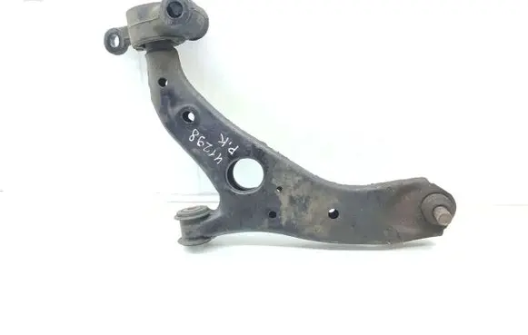 Mazda 5 Front lower control arm/wishbone