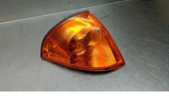 Suzuki Swift Cultus Front indicator light