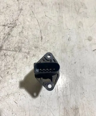 Audi A3 S3 8P Mass air flow meter F00C2G2055